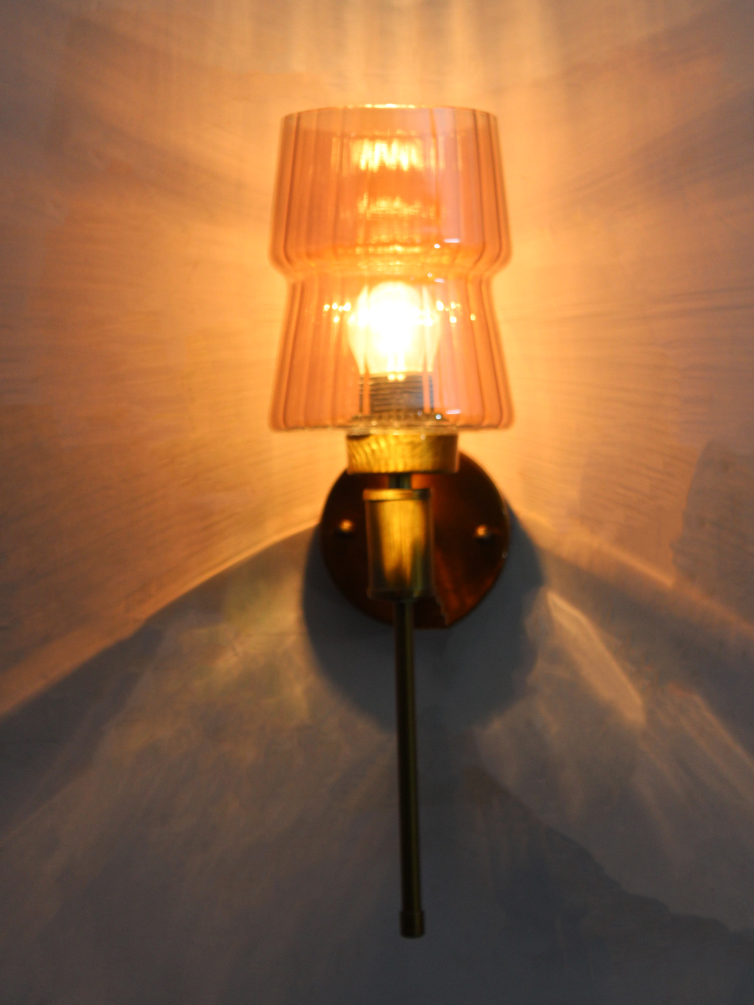 contemporary wall lighting