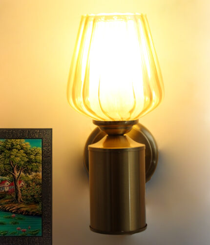 Golden Tulip Glass Brass Wall Mounting Light